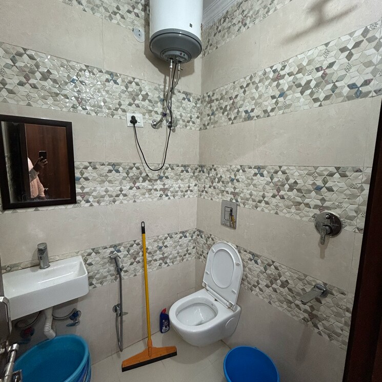 Team Area, kotla mubarakpur 1 Bedroom 400 Sq.Ft. Builder Floor In Kotla Mubarakpur Delhi 9026070