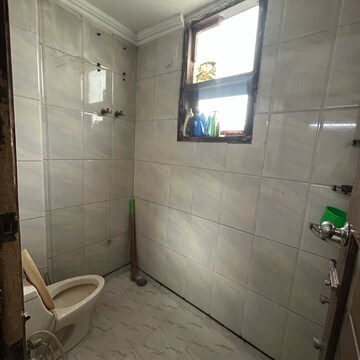 Bathroom in 2 BHK Builder Floor at Kotla Mubarakpur – for Rent