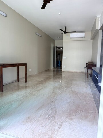 Room in 2 BHK Apartment at LnT Emerald Isle Phase II, Powai – for Rent