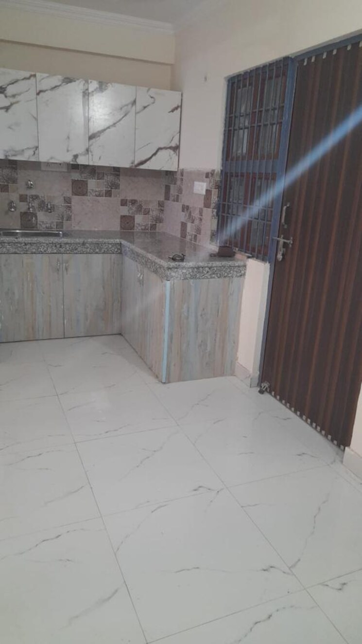 Kitchen, sector 16b greater noida 2 Bedroom 1050 Sq.Ft. Apartment In Sector 16b Greater Noida Greater Noida 9026088