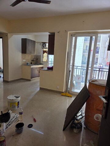 Team Area in 2 BHK Apartment at Sethi Max Royal, Sector 76 – for Rent