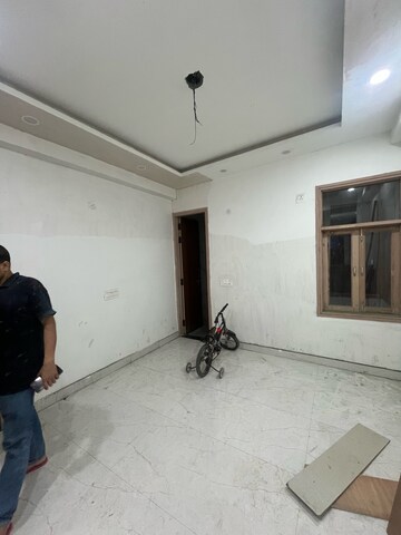Room in 1 BHK Builder Floor at Mehrauli – for Sale