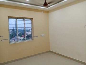 Room in 2 BHK Apartment at Andal – for Sale
