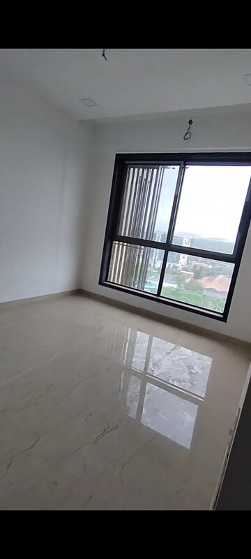 Room in 2 BHK Apartment at Neminath Nemi Bhavan, Goregaon West – for Rent