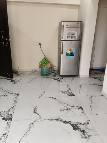 Furnished Amenities in 1 BHK Apartment at Shiv Ganga CHS, Santacruz East – for Sale