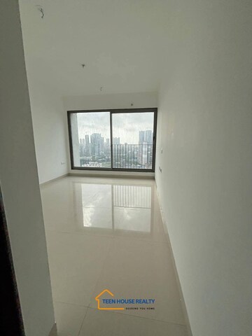 Room in 2 BHK Apartment at Sunteck City Avenue 4, Goregaon West – for Rent