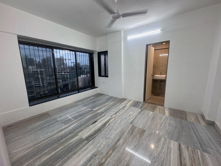 Room, dn nagar 3 Bedroom 1290 Sq.Ft. Apartment In Dn Nagar Mumbai 9026157