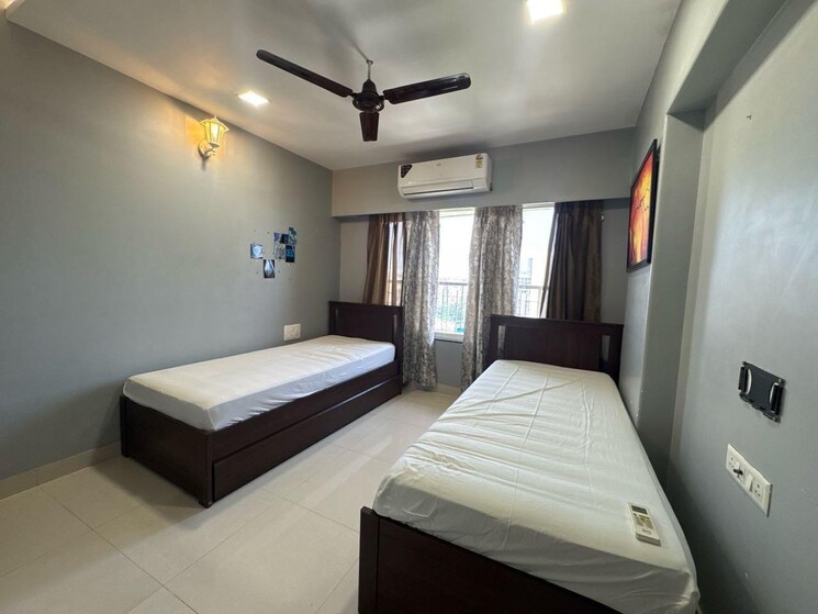 Bedroom, dn nagar 3 Bedroom 1200 Sq.Ft. Apartment In Dn Nagar Mumbai 9026167