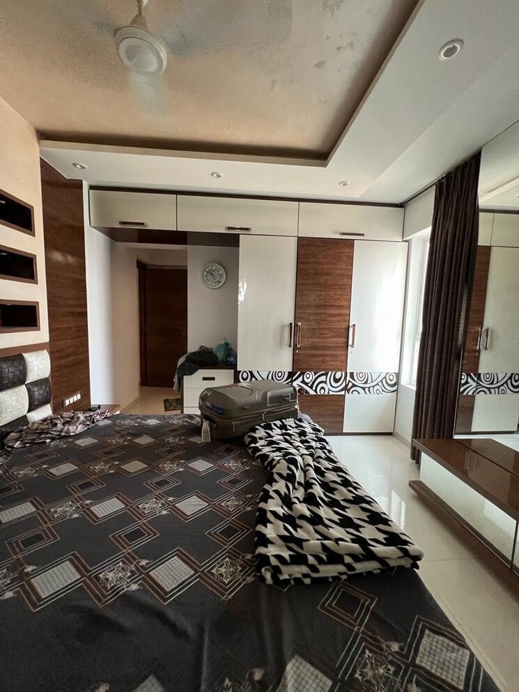  Parking, dlh-orchid 3 Bedroom 1090 Sq.Ft. Apartment In Andheri West Mumbai 9026169