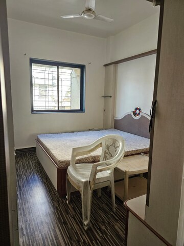 Team Area in 2 BHK Apartment at Windsor Estate, Kalyani Nagar – for Rent