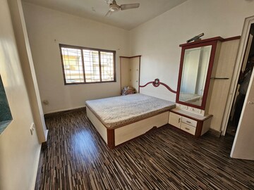 Bedroom in 2 BHK Apartment at Windsor Estate, Kalyani Nagar – for Rent
