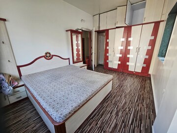 Bedroom in 2 BHK Apartment at Windsor Estate, Kalyani Nagar – for Rent