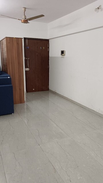 Room in 1 BHK Apartment at Sheth Avante, Kanjurmarg West – for Rent