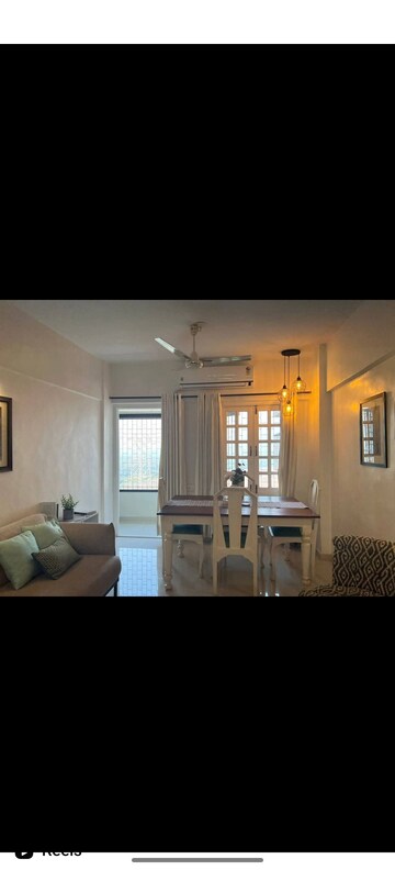 2 BHK Apartment For Rent in Movie Tower, Andheri West