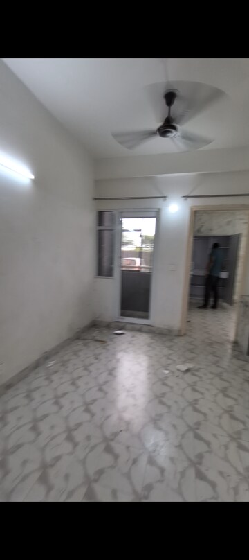 Room in 1 BHK Apartment at Aditya Vrinda Homes Phase 2, Shahpur Bamheta – for Rent