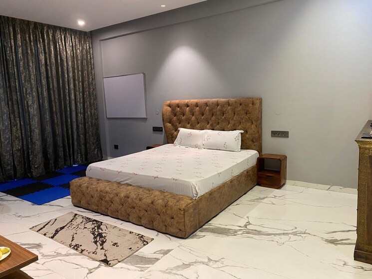 Bedroom, palam vihar 4 Bedroom 425 Sq.Yd. Independent House In Palam Vihar Gurgaon 9026225