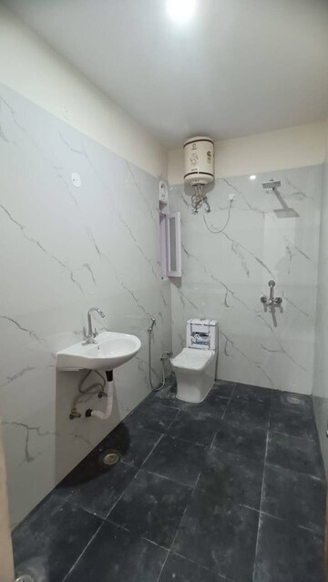 Bathroom in 1 BHK Builder Floor at Sector 15 ii – for Rent