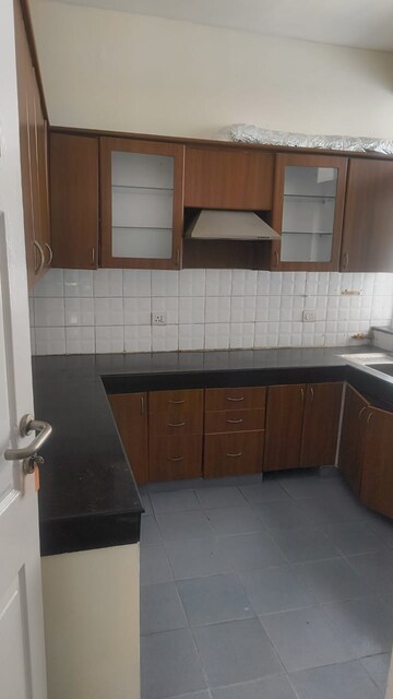 Kitchen in 4 BHK Villa at Unitech Nirvana Country Cedar Crest, Sector 50 – for Rent