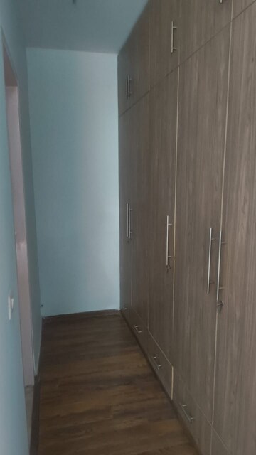 Building Lobby in 4 BHK Villa at Unitech Nirvana Country Cedar Crest, Sector 50 – for Rent