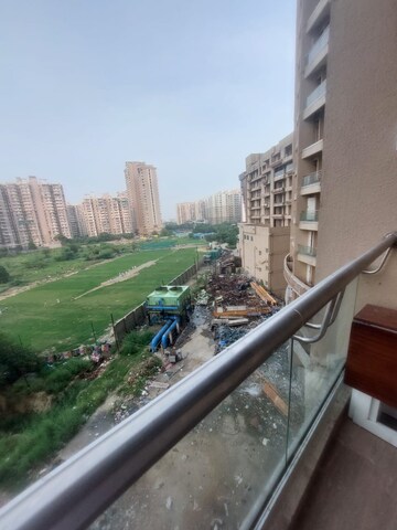 Balcony in Studio Apartment at Supertech North Eye, Sector 74 – for Rent