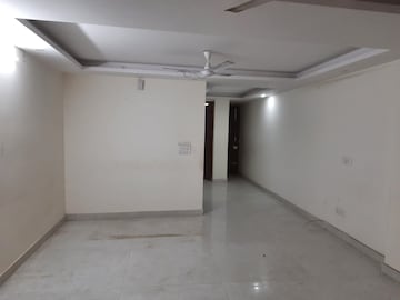 Room in 2 BHK Builder Floor at The Pavilion, Sector 14 – for Rent