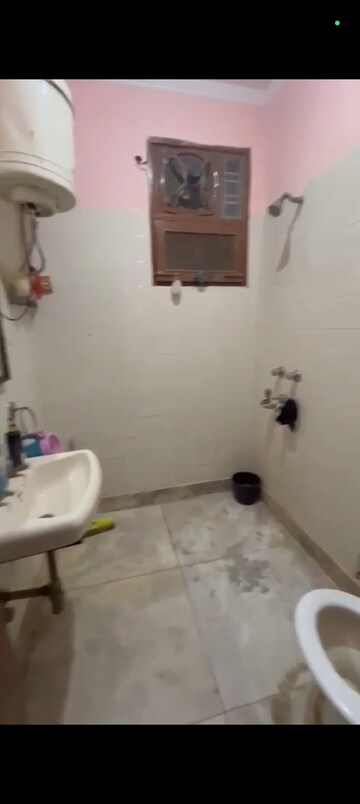 2 BHK Apartment For Rent in Hewo Apartment, Sector 15