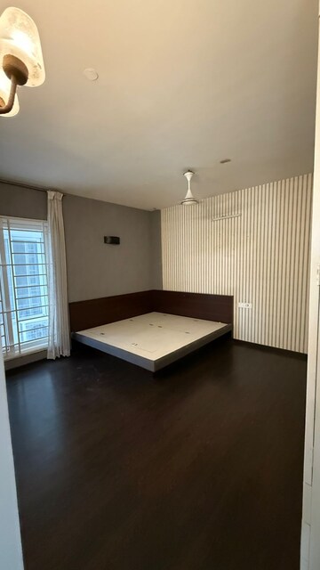 Room in 3 BHK Apartment at Kakatiya Hills, Jubilee Hills – for Rent