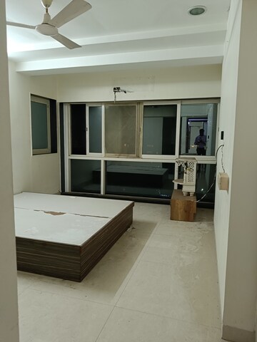 Master Bedroom in 3 BHK Apartment at Cosmos Majestic, Prabhadevi – for Rent