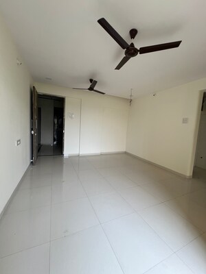2 BHK Apartment For Sale in Sunshine Solaris Virar, Y K Nagar