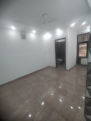 Shop For Sale in Old Rajinder Nagar
