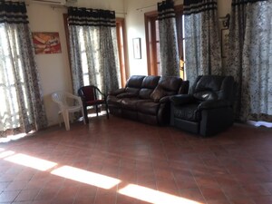 Living Room in 6+ BHK Villa at Sector 72 – for Sale