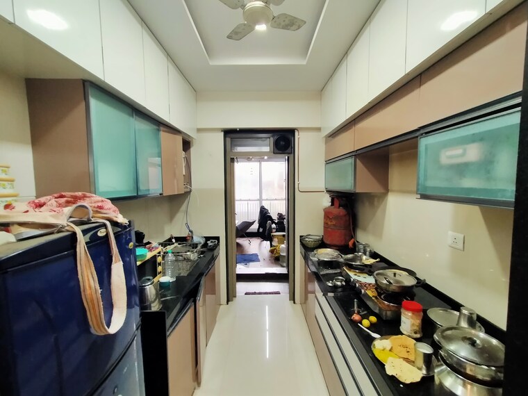 Gym, lodha-splendora 1.5 Bedroom 453 Sq.Ft. Apartment In Ghodbunder Road Thane 9026349