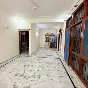 3 BHK Builder Floor For Rent in RWA Apartments Sector 92, Sector 92
