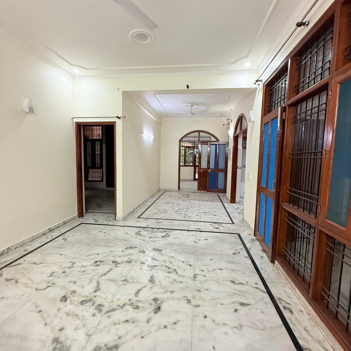 3 BHK + Extra Room Builder Floor For Rent in RWA Apartments Sector 92