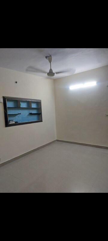 1 BHK Apartment For Rent in Aadharshila Apartment, Sarita Vihar