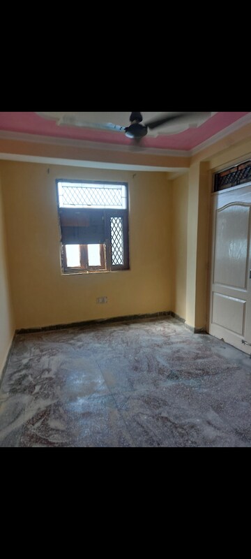 Room in 1 BHK Apartment at Aadharshila Apartment, Sarita Vihar – for Rent