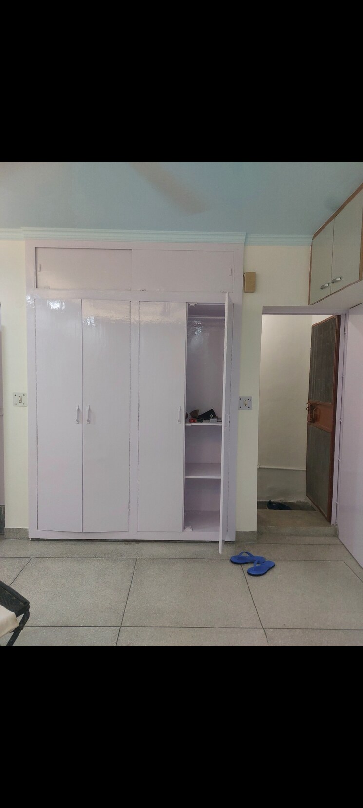 undefined, aadharshila-apartment Commercial Office Space 500 Sq.Ft. In Sarita Vihar Delhi 9026456