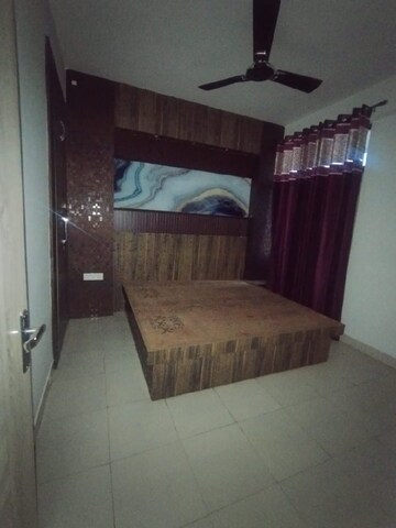 Bedroom in 3 BHK Apartment at Amolik Heights, Sector 88 – for Rent