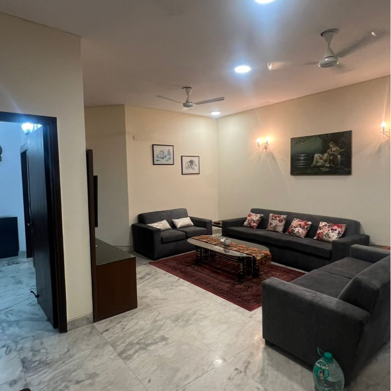 2 BHK Builder Floor For Rent in Jangpura