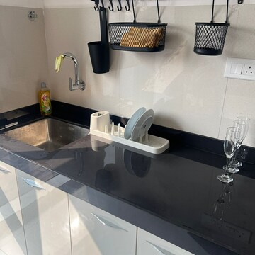Team Area in 2 BHK Apartment at Oxford Apartments Bandra West, St. Peters Colony – for Rent