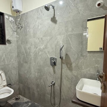 Bathroom in 2 BHK Apartment at Oxford Apartments Bandra West, St. Peters Colony – for Rent