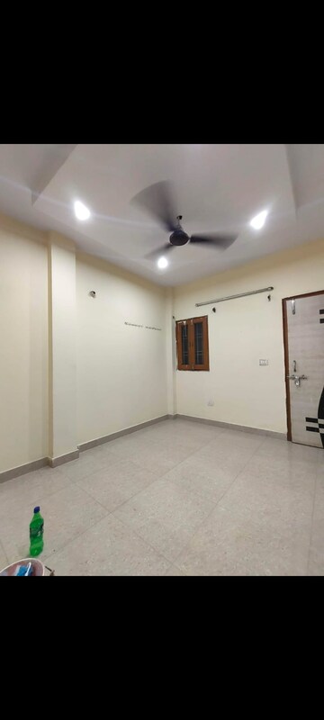Room in 1 BHK Apartment at Aadharshila Apartment, Sarita Vihar – for Rent