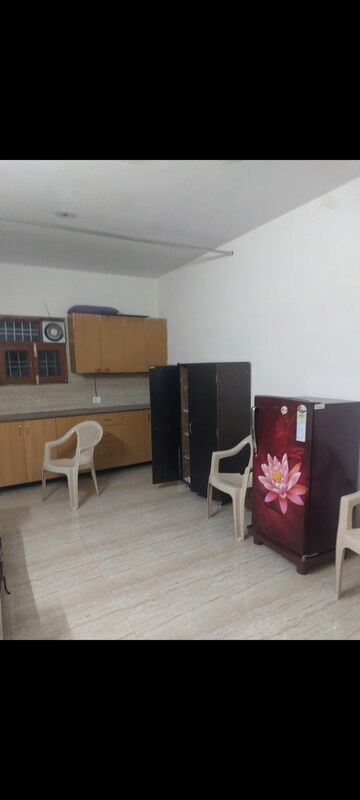 Living Room in 1 BHK Apartment at Sarita Vihar Pocket-C RWA, Sarita Vihar – for Rent