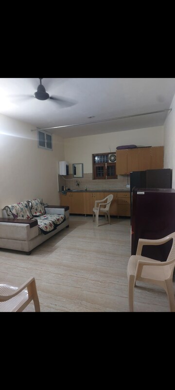 Living Room in 1 BHK Apartment at Sarita Vihar Pocket-C RWA, Sarita Vihar – for Rent