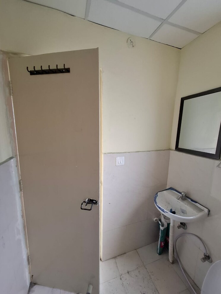 Team Area, pyramid-elite 2 Bedroom 673 Sq.Ft. Apartment In Sector 86 Gurgaon 9026488