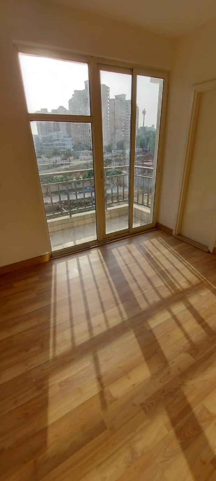 Room, puri-aman-vilas 3 Bedroom 200 Sq.Yd. Builder Floor In Sector 89 Faridabad 9026490