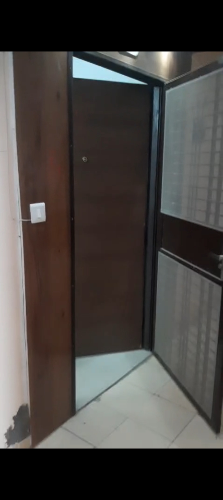 2 BHK + Extra Room Apartment For Rent in Supertech Ecovillage I