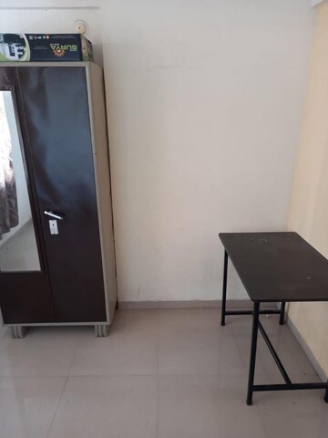 Furnished Amenities in 2 BHK Apartment at Yash Wisteria, Wakad – for Rent