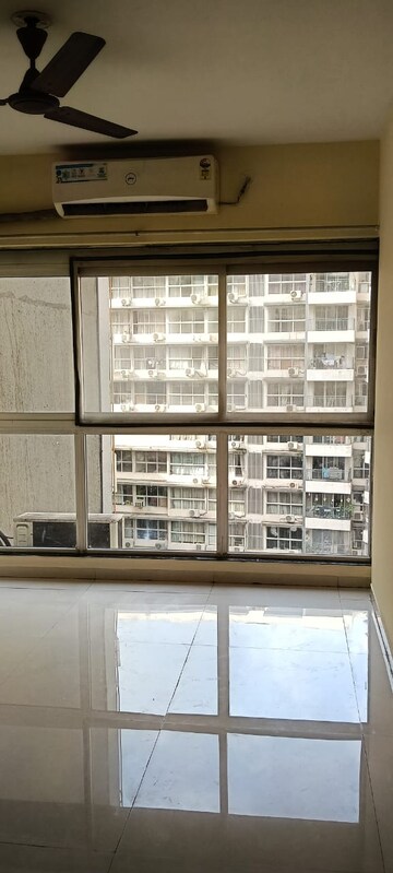 Master Plan in 2 BHK Apartment at Rite Skyluxe, Chembur – for Rent