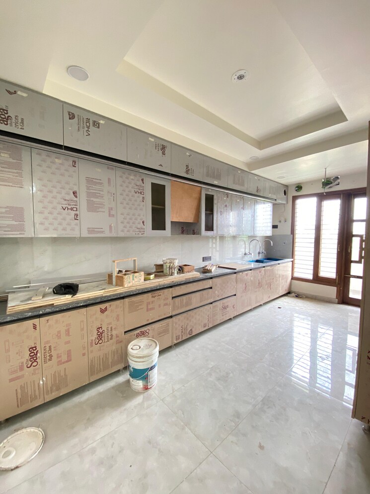 Kitchen, parklands 3 Bedroom 250 Sq.Yd. Builder Floor In Sector 85 Faridabad 9026509